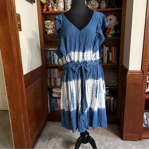 Lane Bryant Blue/White Tie Dye Dress - 24 - Picture 1 of 10